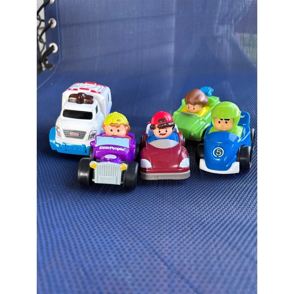 Fisher Price Little People Wheelies Vehicle Lot of 5 Ambulance Race Car Truck